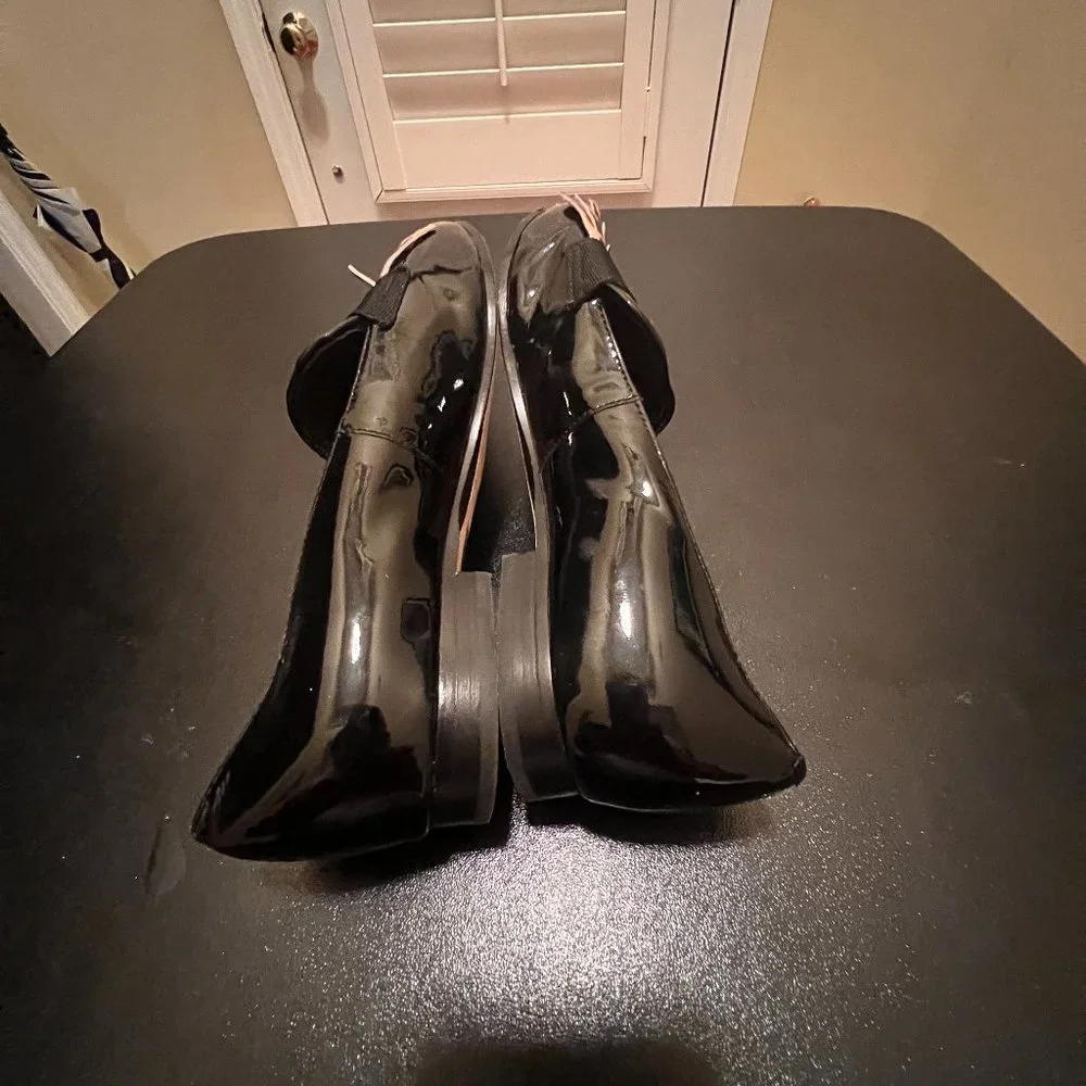 Kate Spade size 8.5  Cayle leopard print fringe patent leather flats